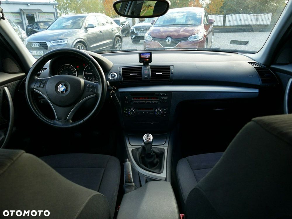 BMW Seria 1 118d Sport Line - 5