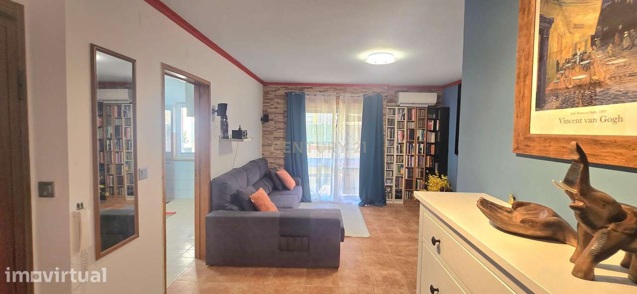 Apartamento T1 Moderno com Logradouro Privativo e AC – Monte da Capari - Grande imagem: 3/27