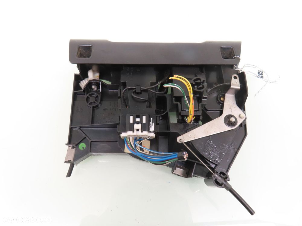 PANEL NAWIEWU Z AC TOYOTA CARINA E T19 8473205010 - 5