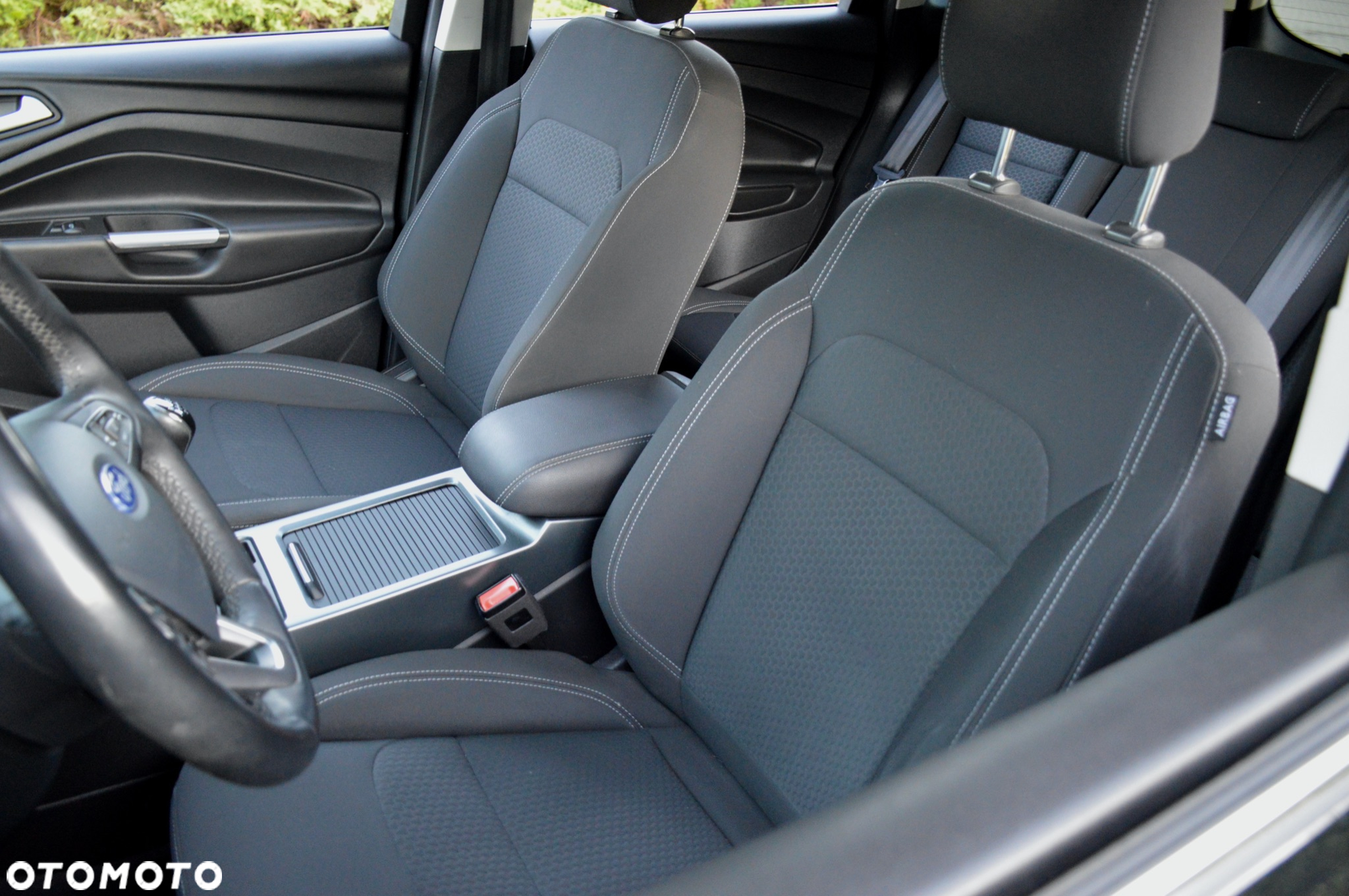 Ford Kuga 1.5 EcoBoost 2x4 Black & Silver - 26