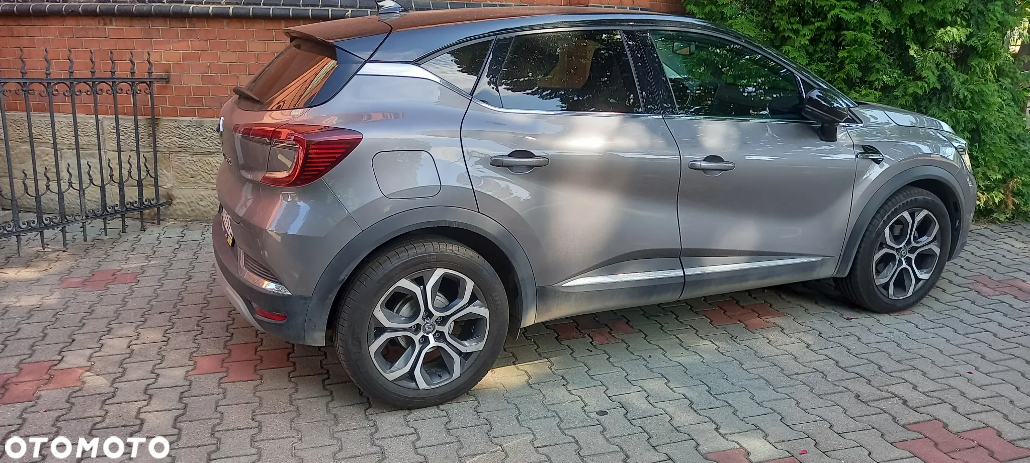 Renault Captur 1.3 TCe Intens EDC - 5