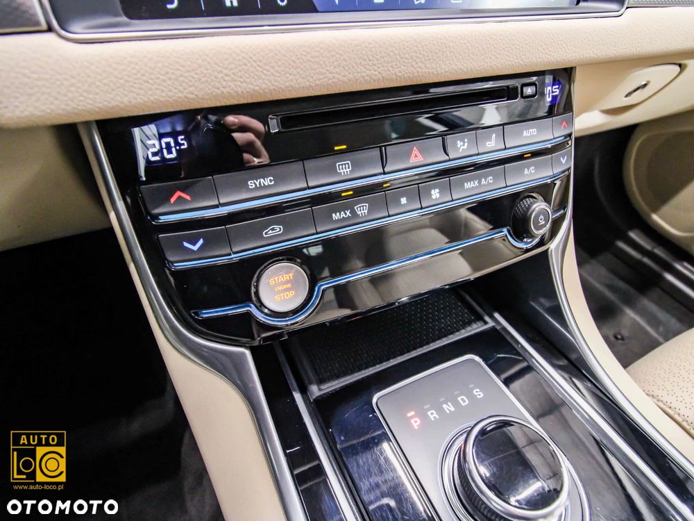 Jaguar XF E-Performance Portfolio - 25