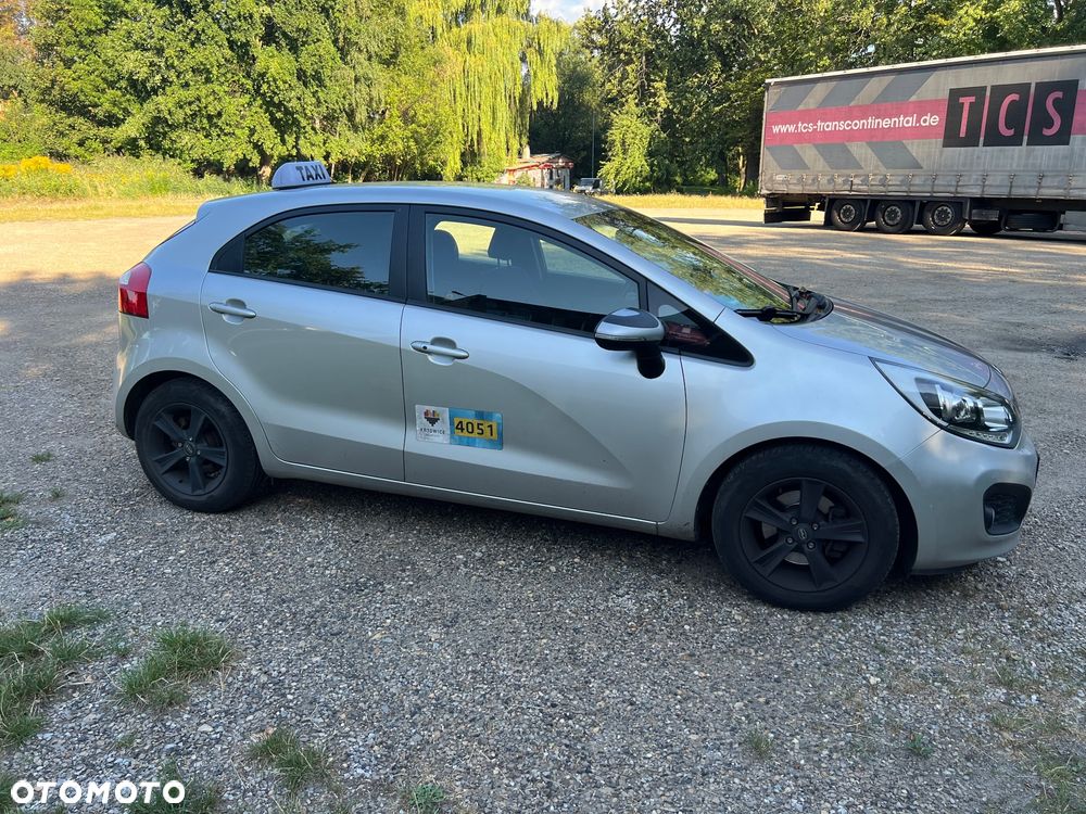 Kia Rio 1.4 XL - 2