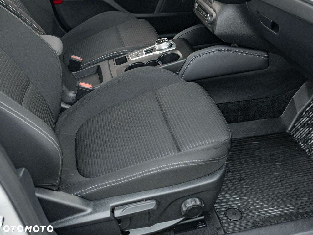 Ford Focus 1.5 EcoBlue Titanium X - 33