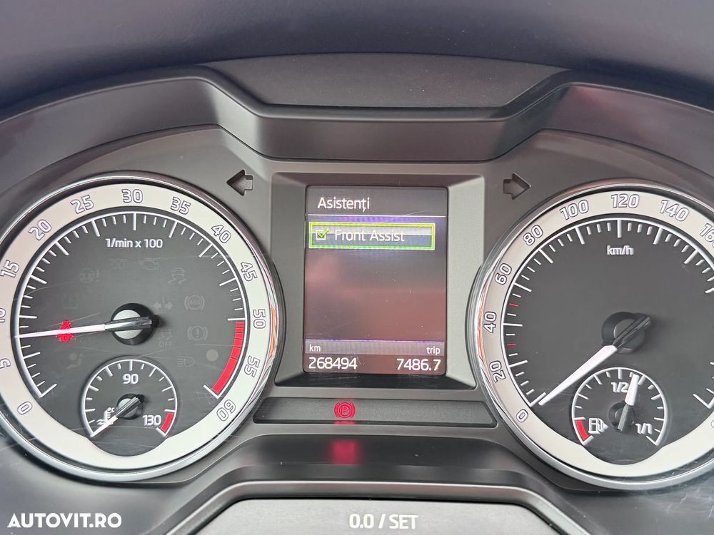 Skoda Octavia 2.0 TDI (Green tec) 4x4 DSG Scout - 12