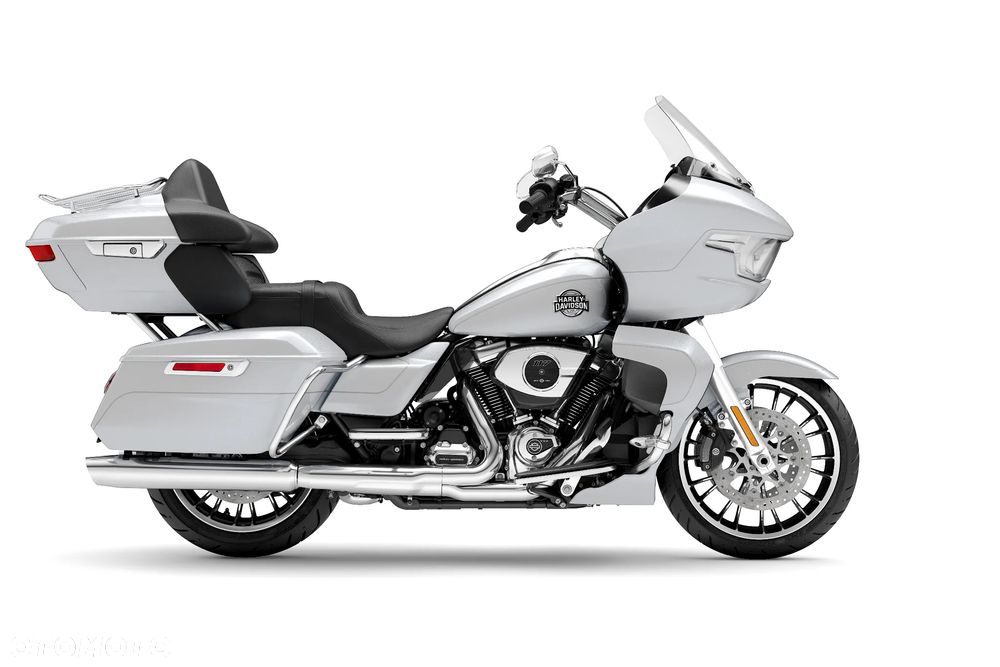 Harley-Davidson Touring Road Glide - 11