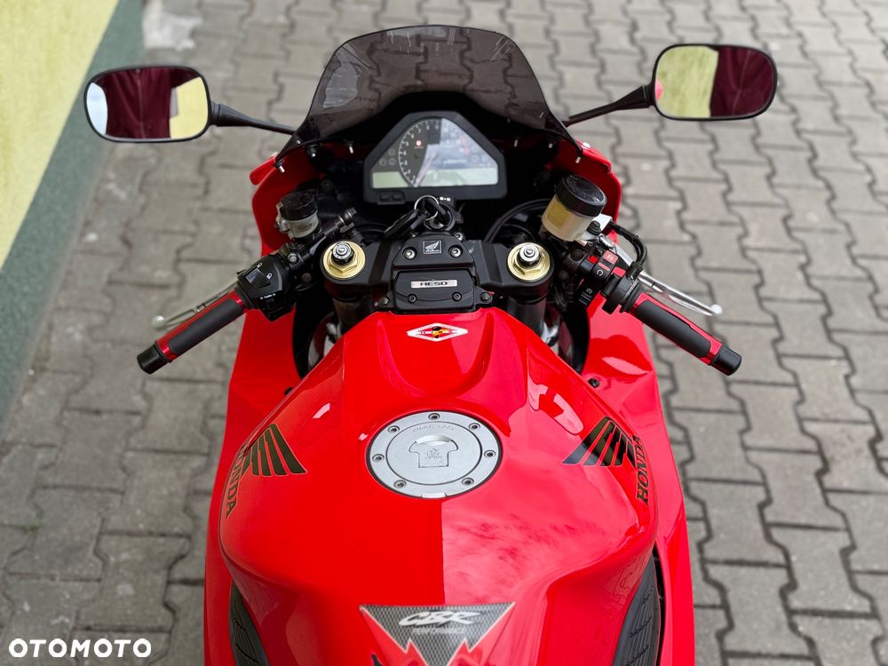 Honda CBR - 18