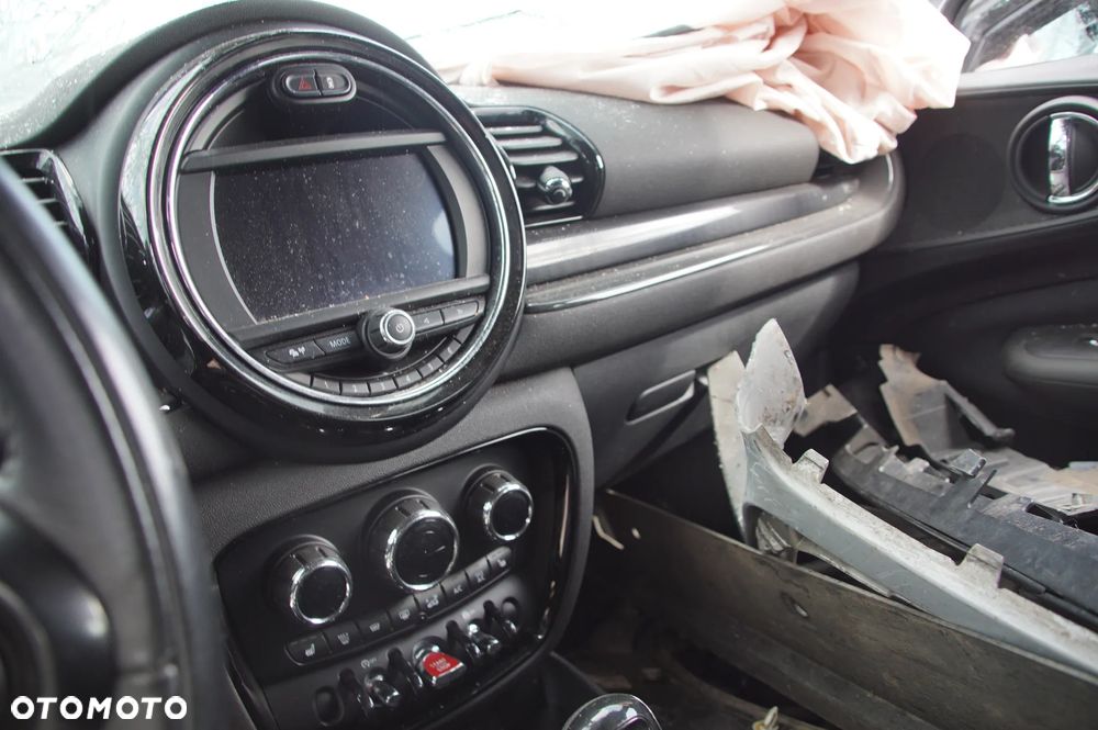 Auto na części - Mini Clubman II Lift 1.5 136 KM B38A15M1 7DCT300 A62 2019R Silnik Skrzynia Drzwi Klapa Szyba Lampa Deska Kokpit Sterownik Moduł Czujnik Licznik Wyświetlacz Kierownica - 12