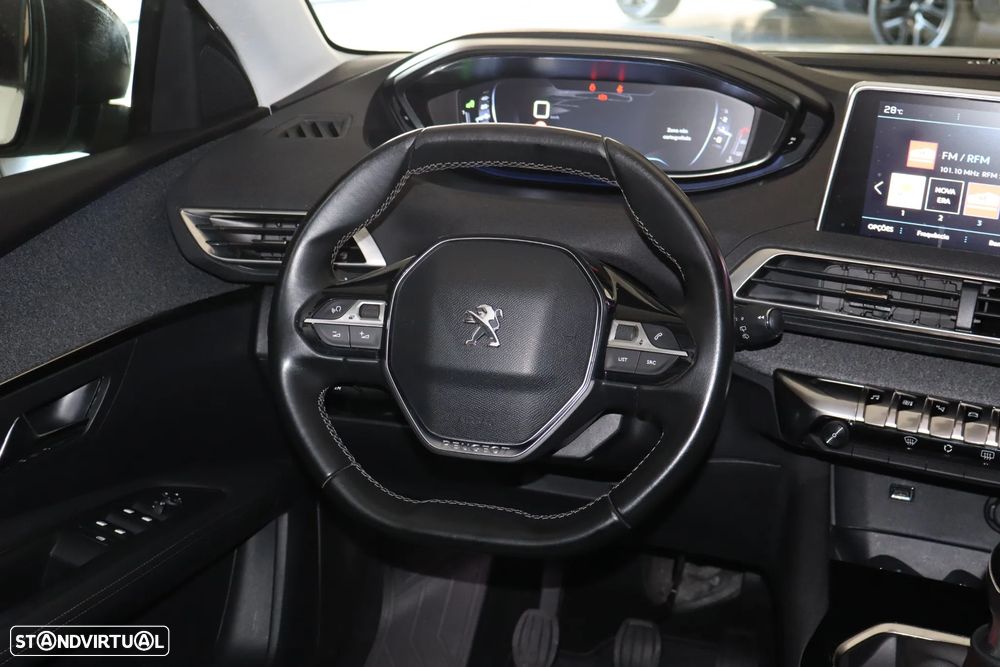 Peugeot 3008 PureTech 130 Stop & Start GPF Allure - 13