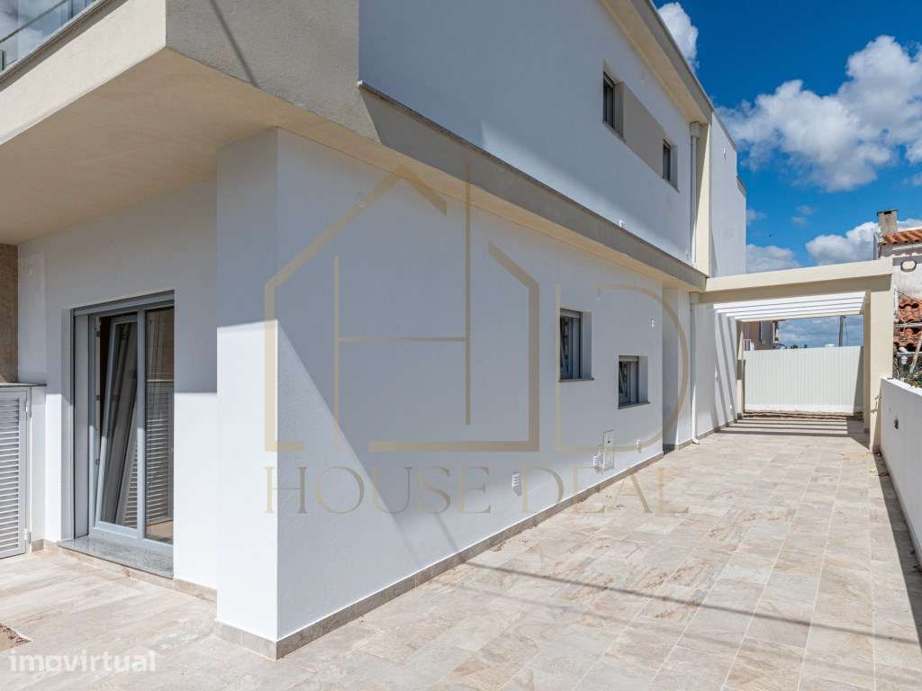 Moradia T3 com Pérgola. Fernão Ferro - Grande imagem: 4/37