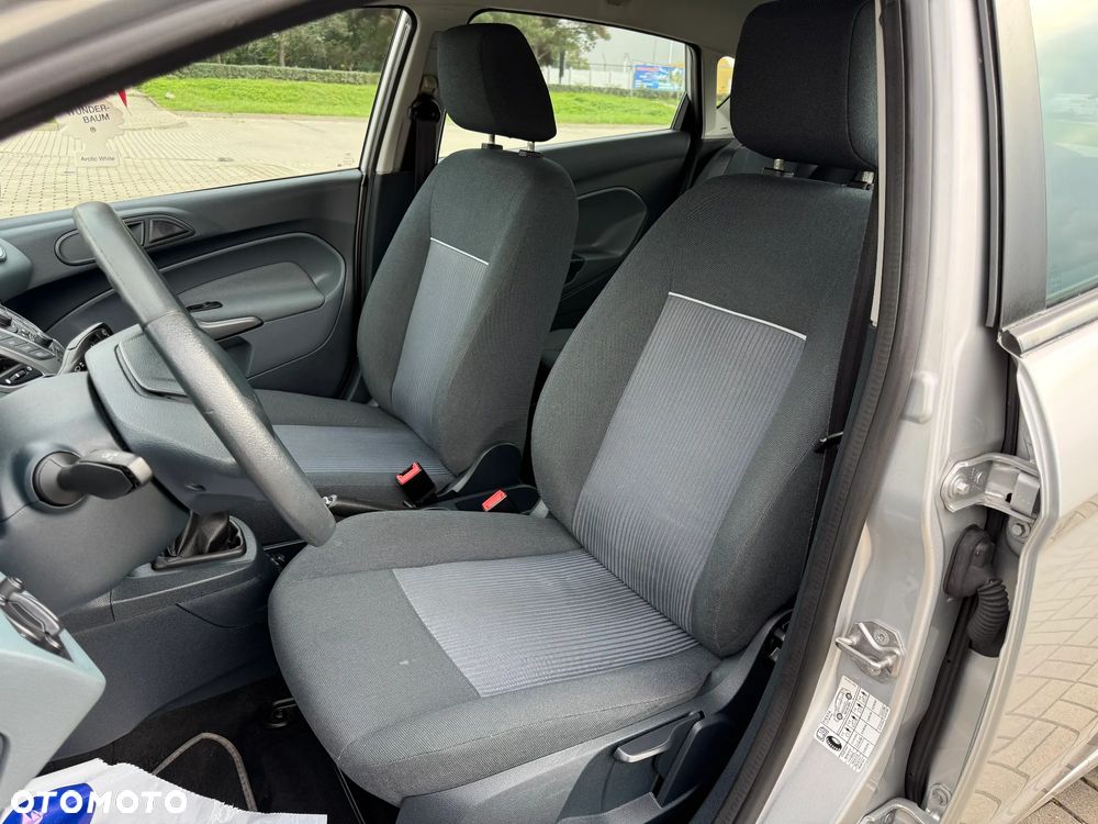 Ford Fiesta 1.25 Ambiente - 11