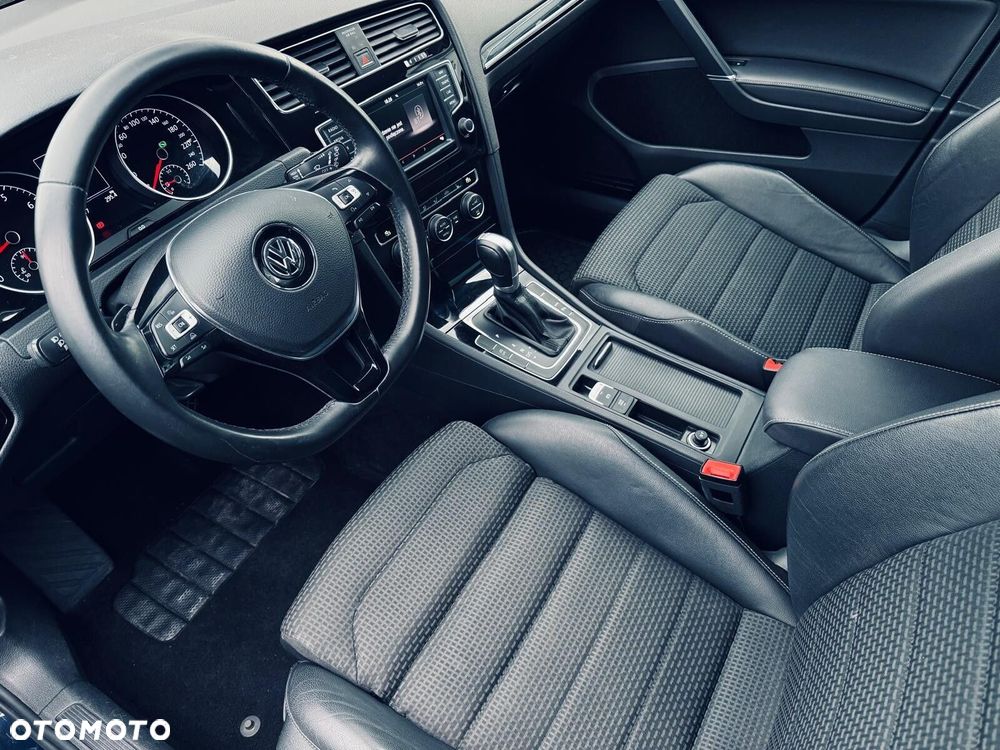 Volkswagen Golf 1.4 TSI BMT Highline DSG - 11