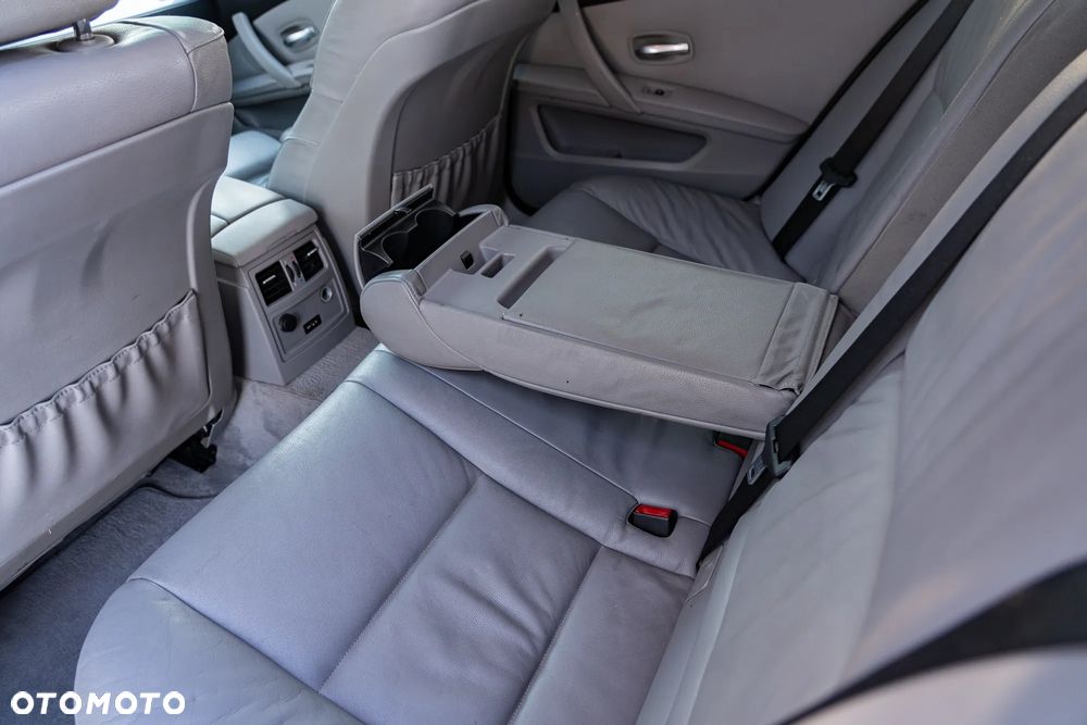 BMW Seria 5 - 10