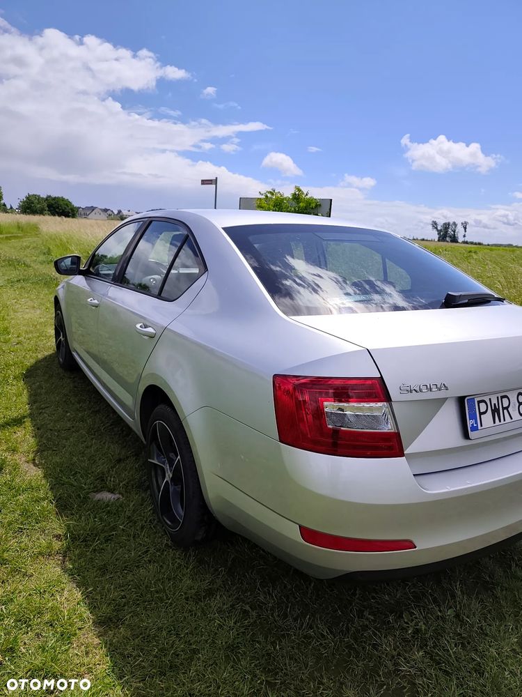 Skoda Octavia 1.6 TDI Ambition - 4
