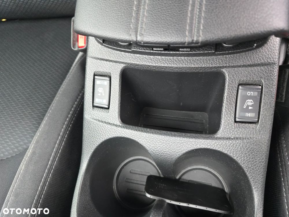 Nissan Qashqai 1.3 DIG-T Tekna - 21