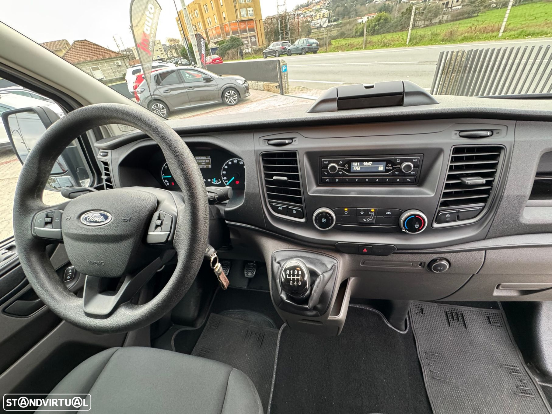 Ford Transit Custom 260L1 2.0 TDCi H1-Tecto Baixo Ambiente - 10