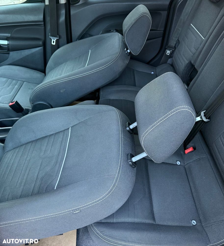 Ford Tourneo Connect 1.6 TDCi Titanium - 18