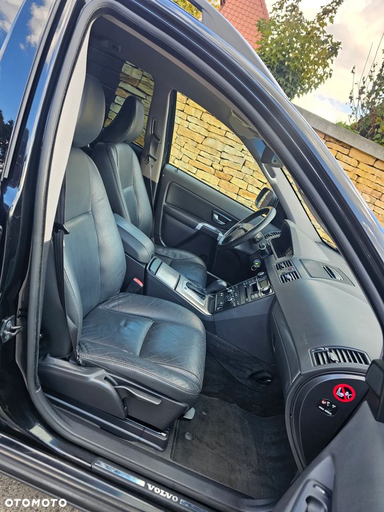 Volvo XC 90 D5 Momentum - 23
