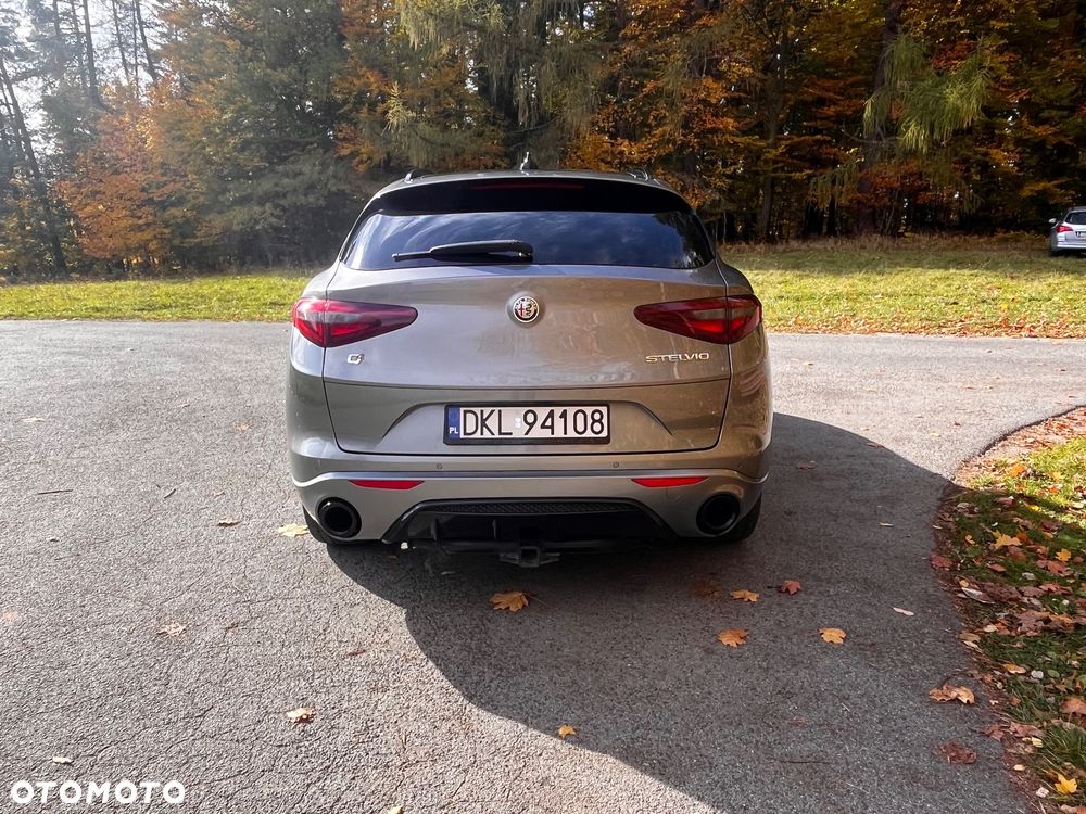 Alfa Romeo Stelvio 2021 photo 4