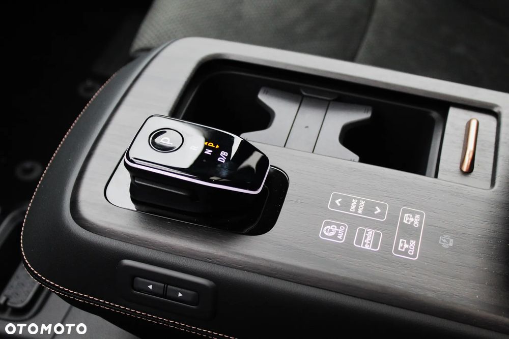 Nissan Ariya 87kWh E-4orce Evolve - 22