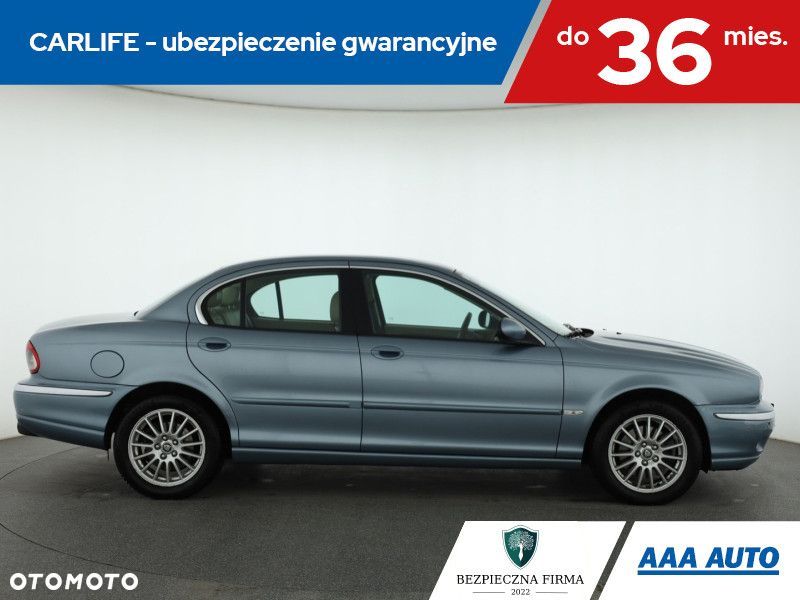 Jaguar X-Type - 8