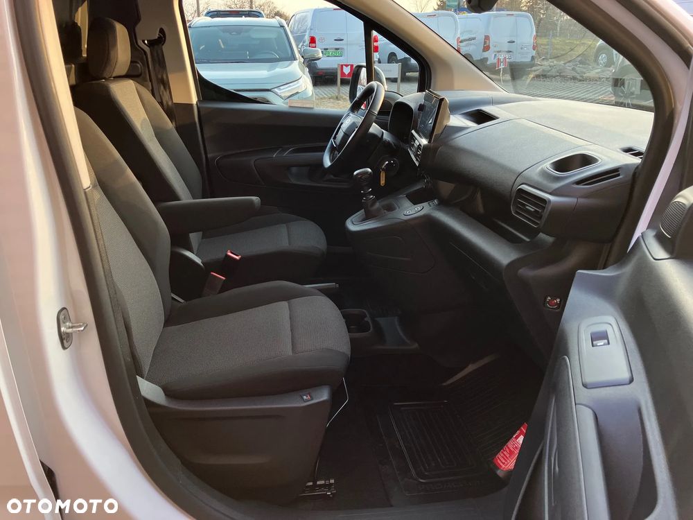 Toyota Proace City - 17