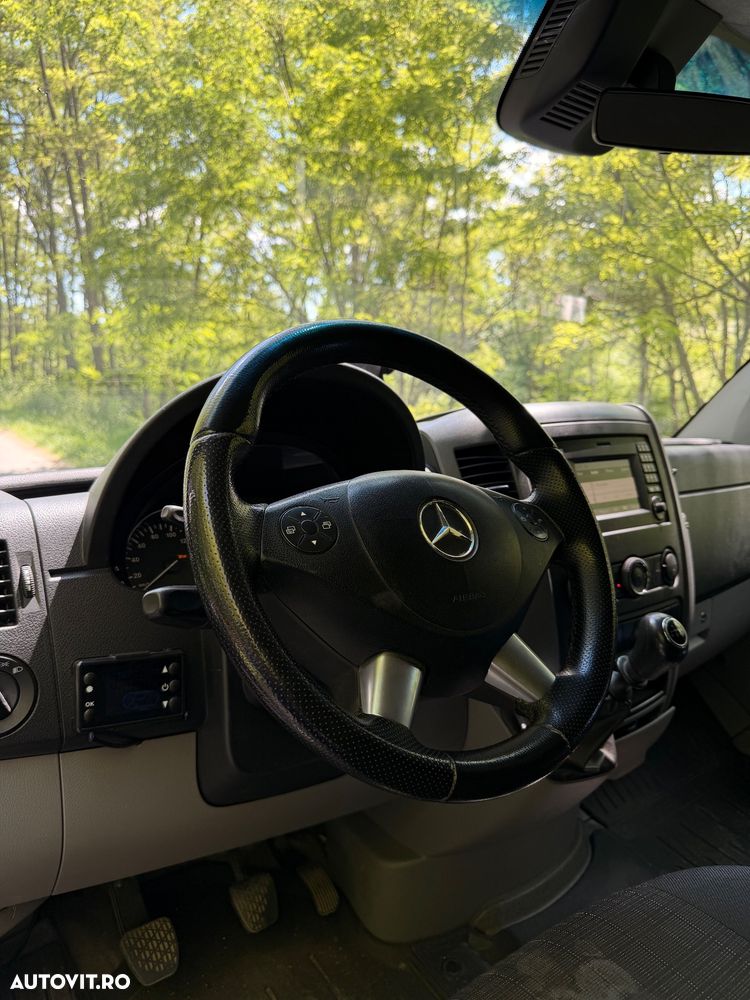 Mercedes-Benz SPRINTER - 7