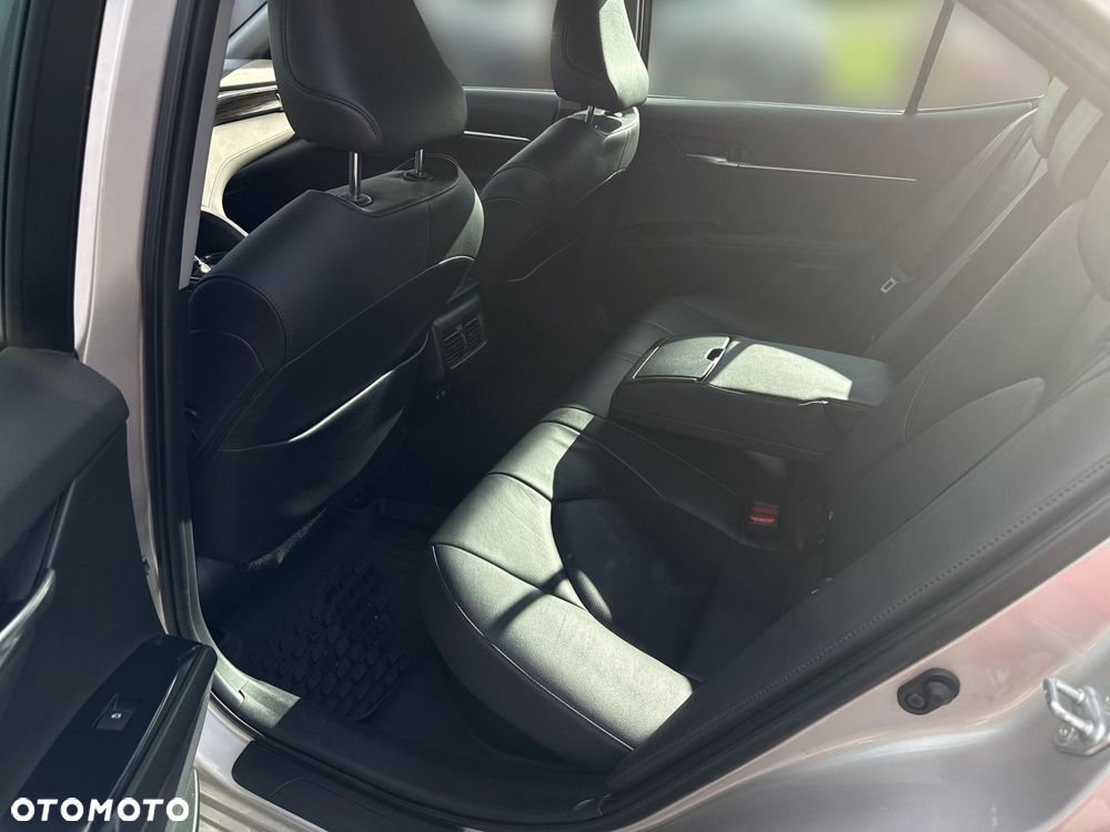 Toyota Camry 2.5 Hybrid Comfort CVT - 10