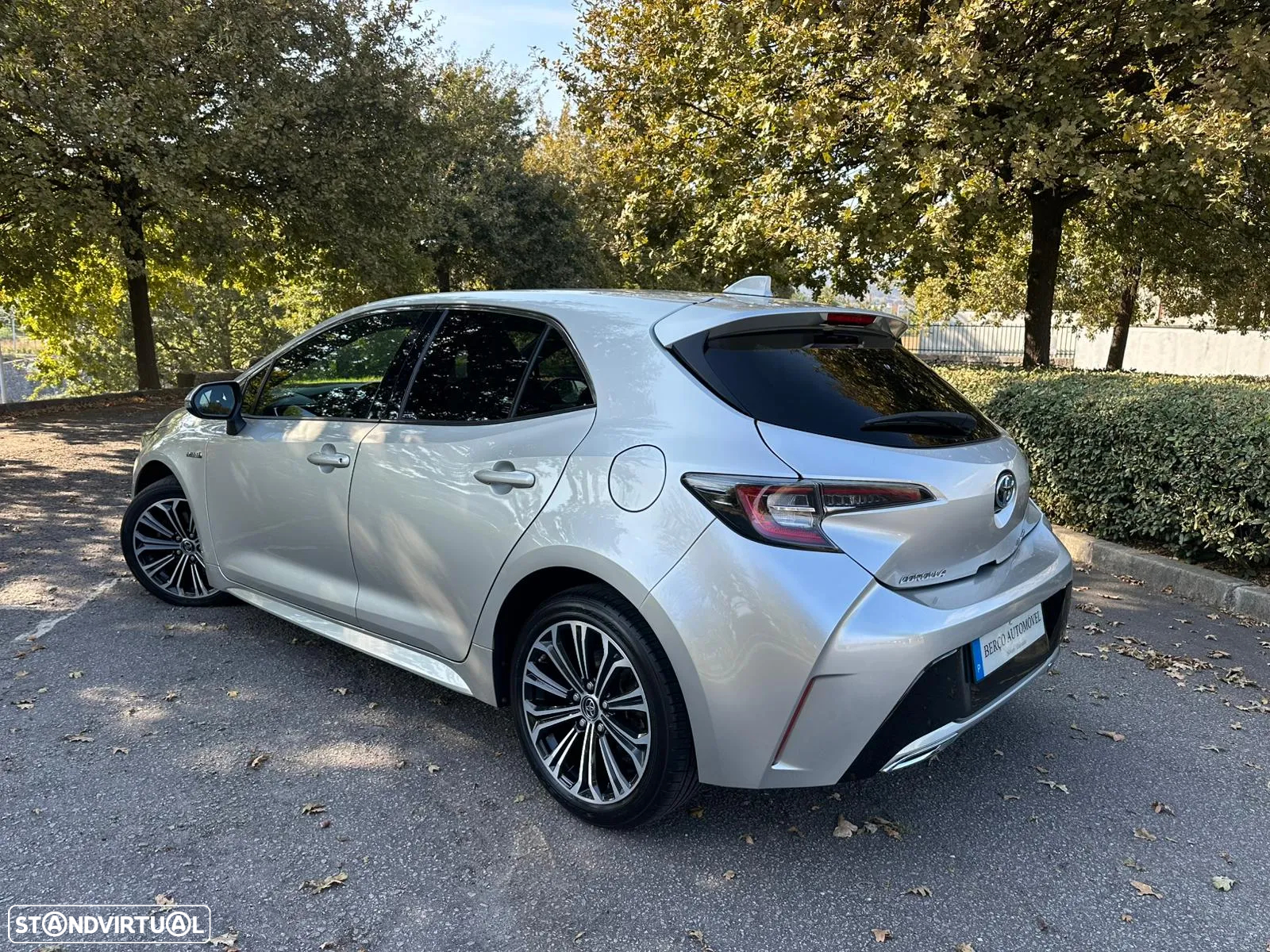 Toyota Corolla 2.0 Hybrid Square Collection - 5