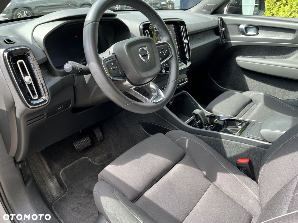 Volvo XC 40 - 6