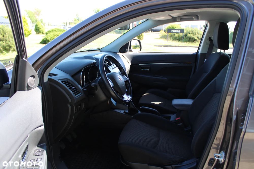 Mitsubishi ASX 1.6 Invite - 11