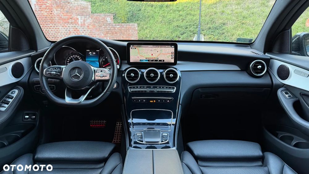 Mercedes-Benz GLC 200 4Matic 9G-TRONIC Edition AMG Line - 19