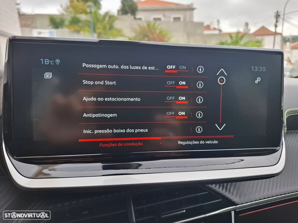 Peugeot 2008 1.2 PureTech GT Line - 17