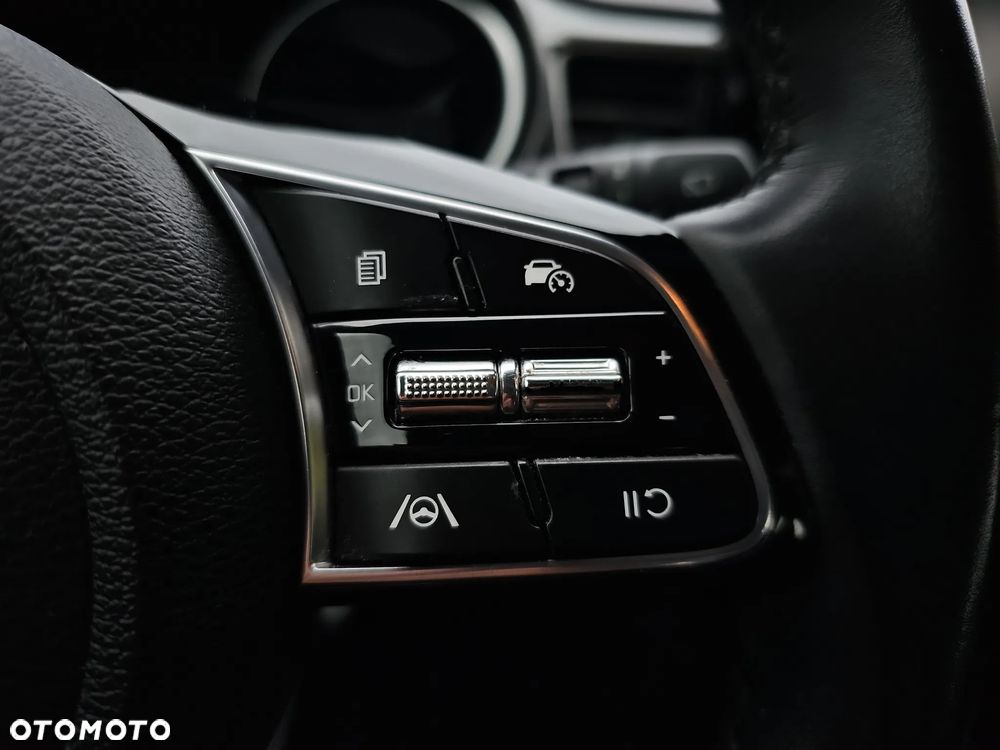 Kia Ceed 1.5 T-GDI M - 19