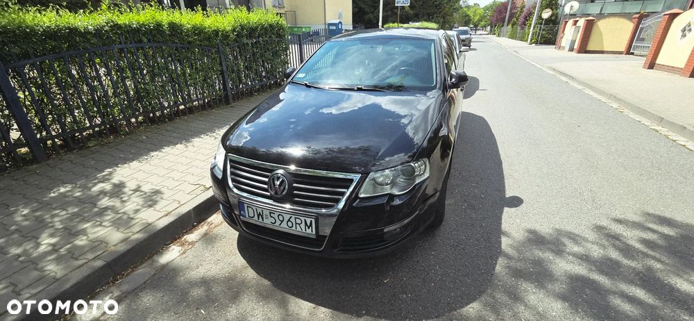 Volkswagen Passat 2.0 TDI DPF Comfortline - 1
