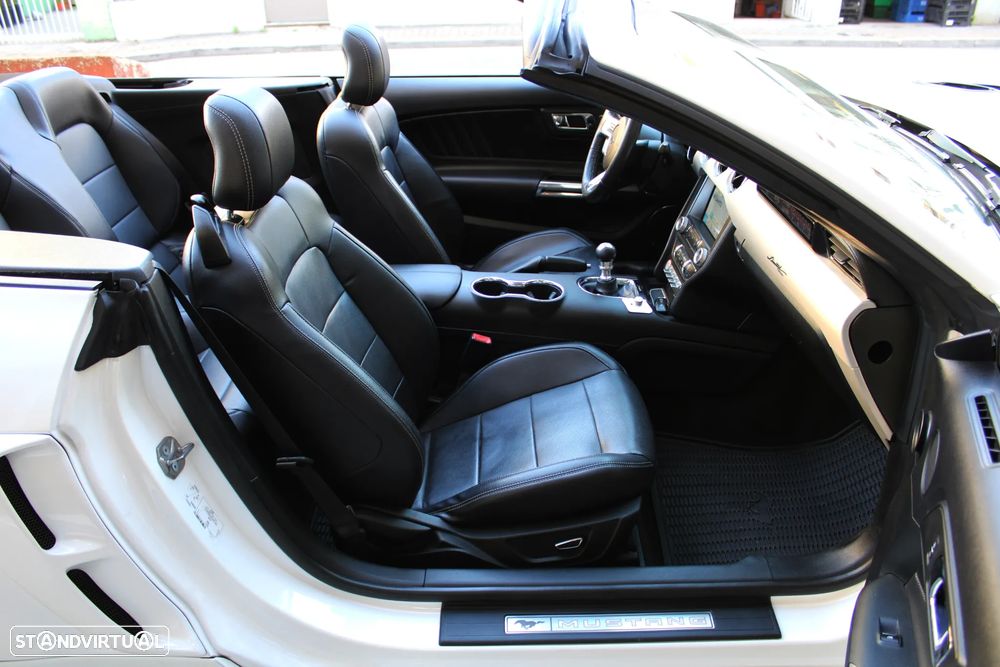 Ford Mustang Cabrio 2.3 Eco Boost - 8