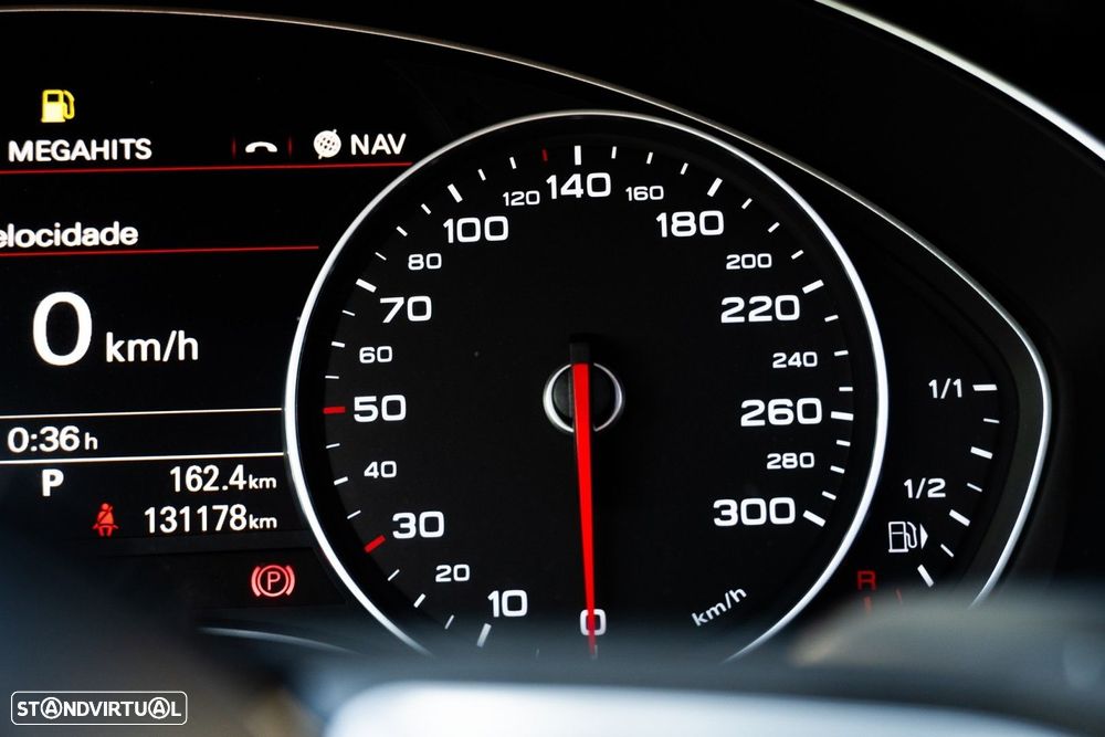 Audi A6 Avant 2.0 TDi quattro Sport S tronic - 32