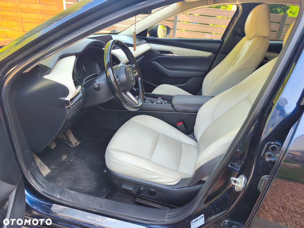 Mazda 3 - 12