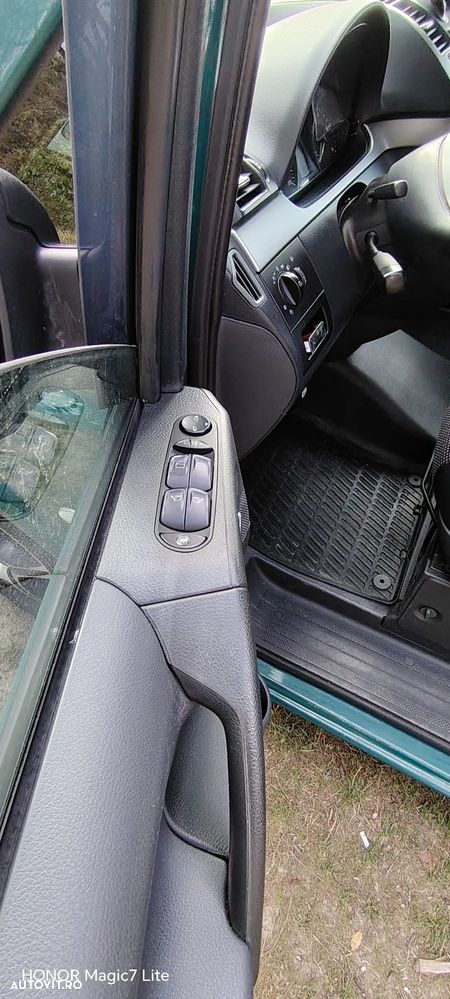 Mercedes-Benz Vito - 13
