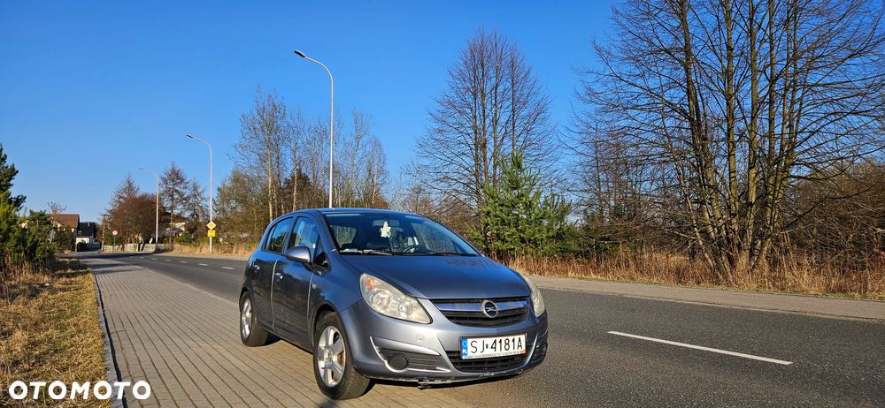 Opel Corsa 1.2 16V Cosmo - 4