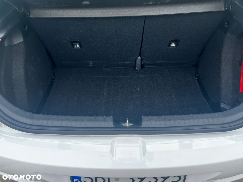 Hyundai i20 - 15