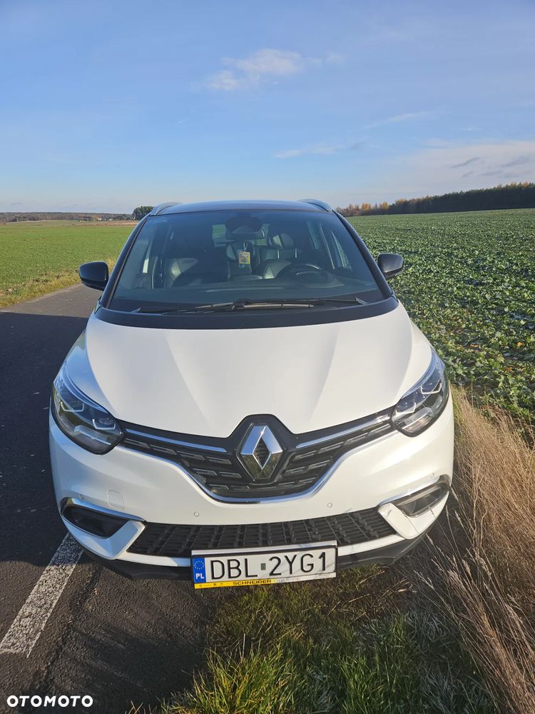Renault Grand Scenic - 1