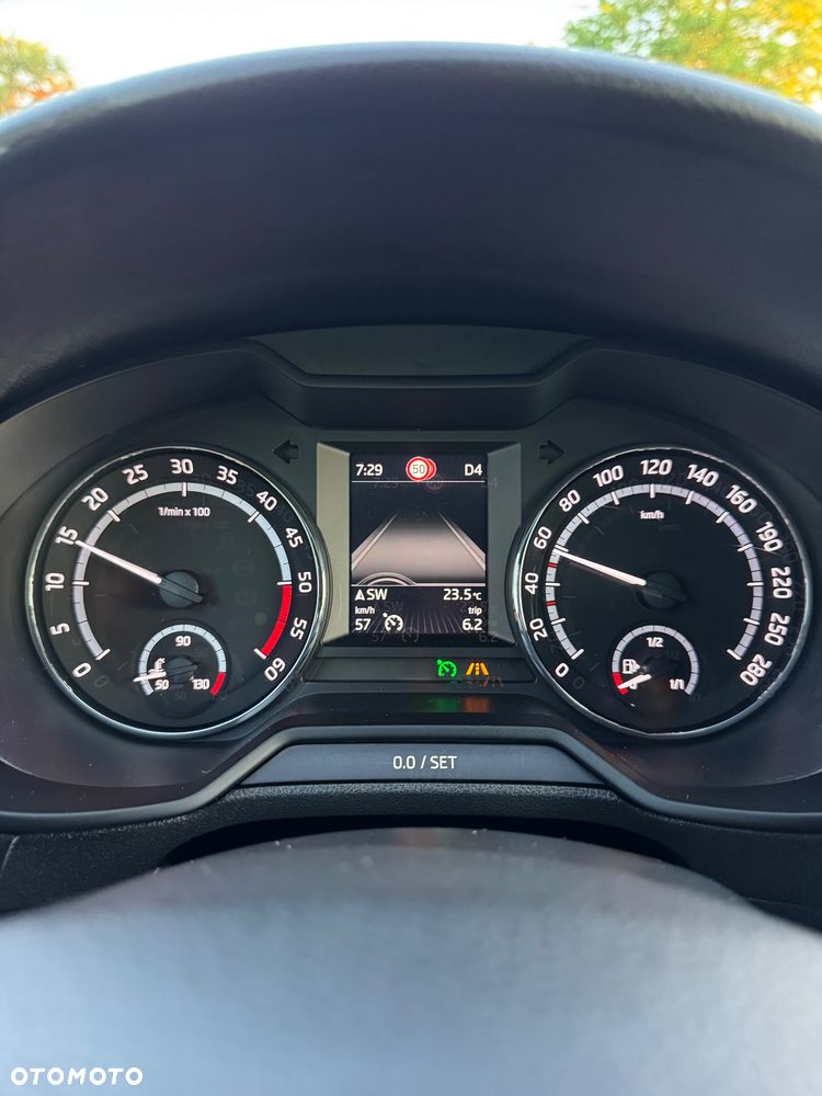 Skoda Octavia 2.0 TDI (Green tec) DSG RS - 21
