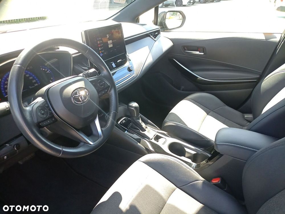 Toyota Corolla 1.8 Hybrid Comfort - 11