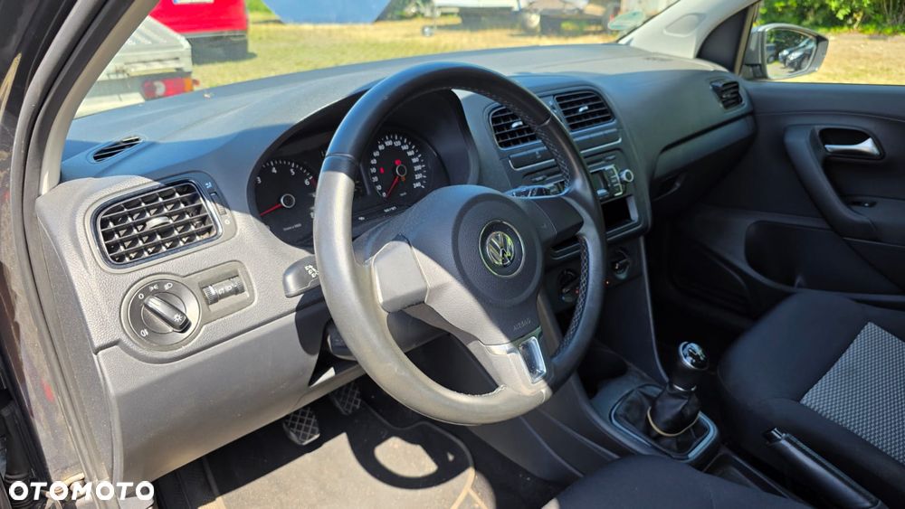 Volkswagen Polo - 5