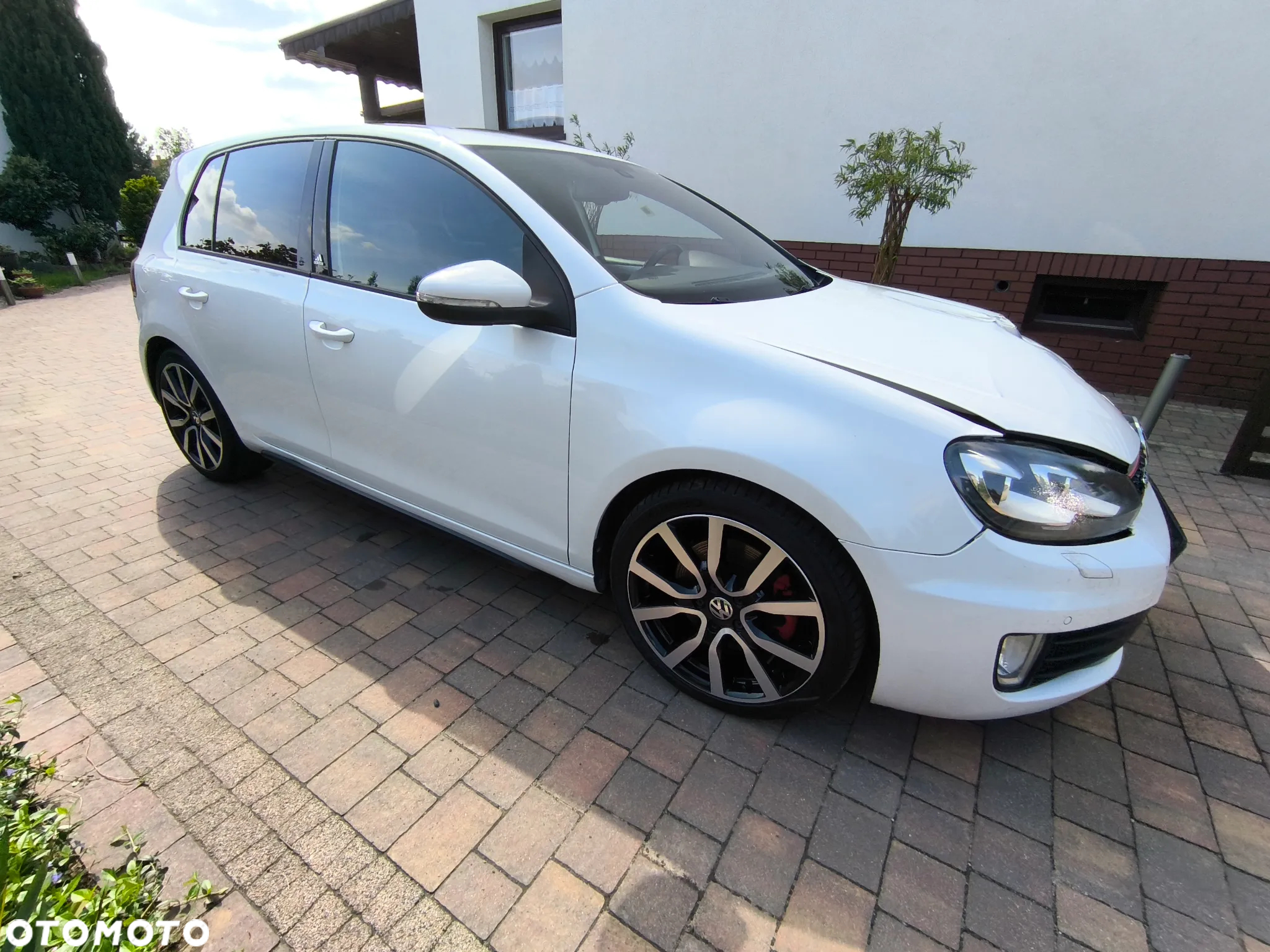 Volkswagen Golf 2.0 GTI adidas - 5