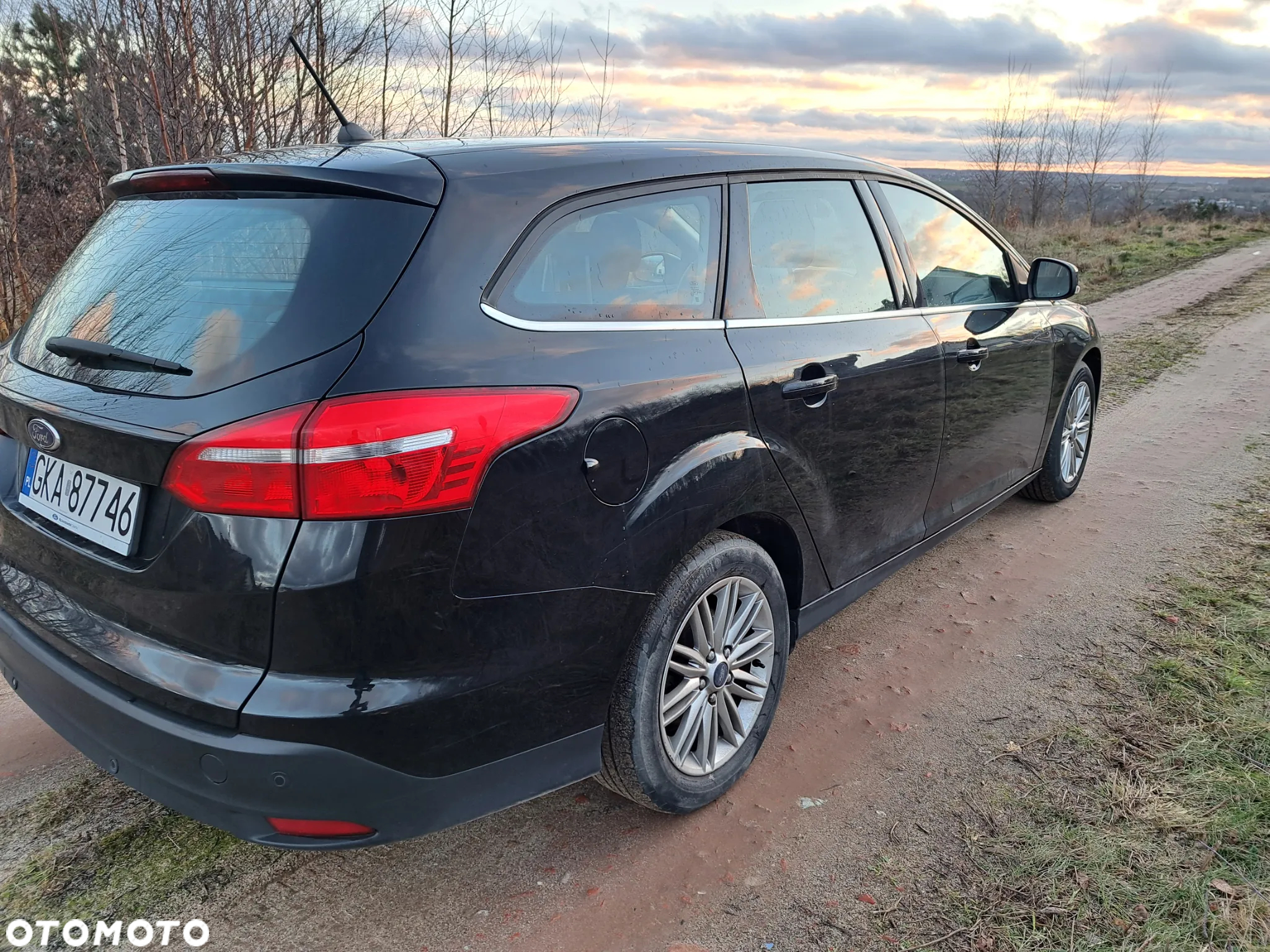 Ford Focus 1.5 TDCi SYNC Edition - 4