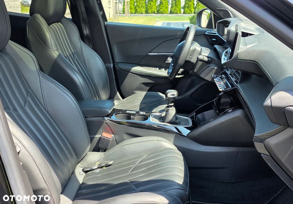 Peugeot 2008 1.5 BlueHDi GT S&S - 30