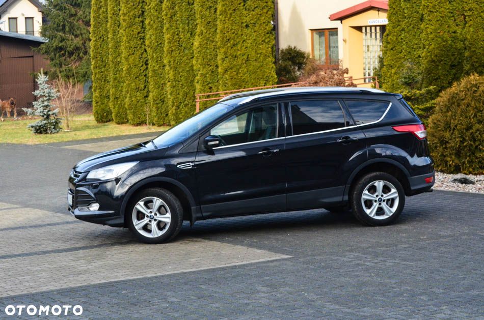 Ford Kuga 2.0 TDCi 4WD Titanium - 4