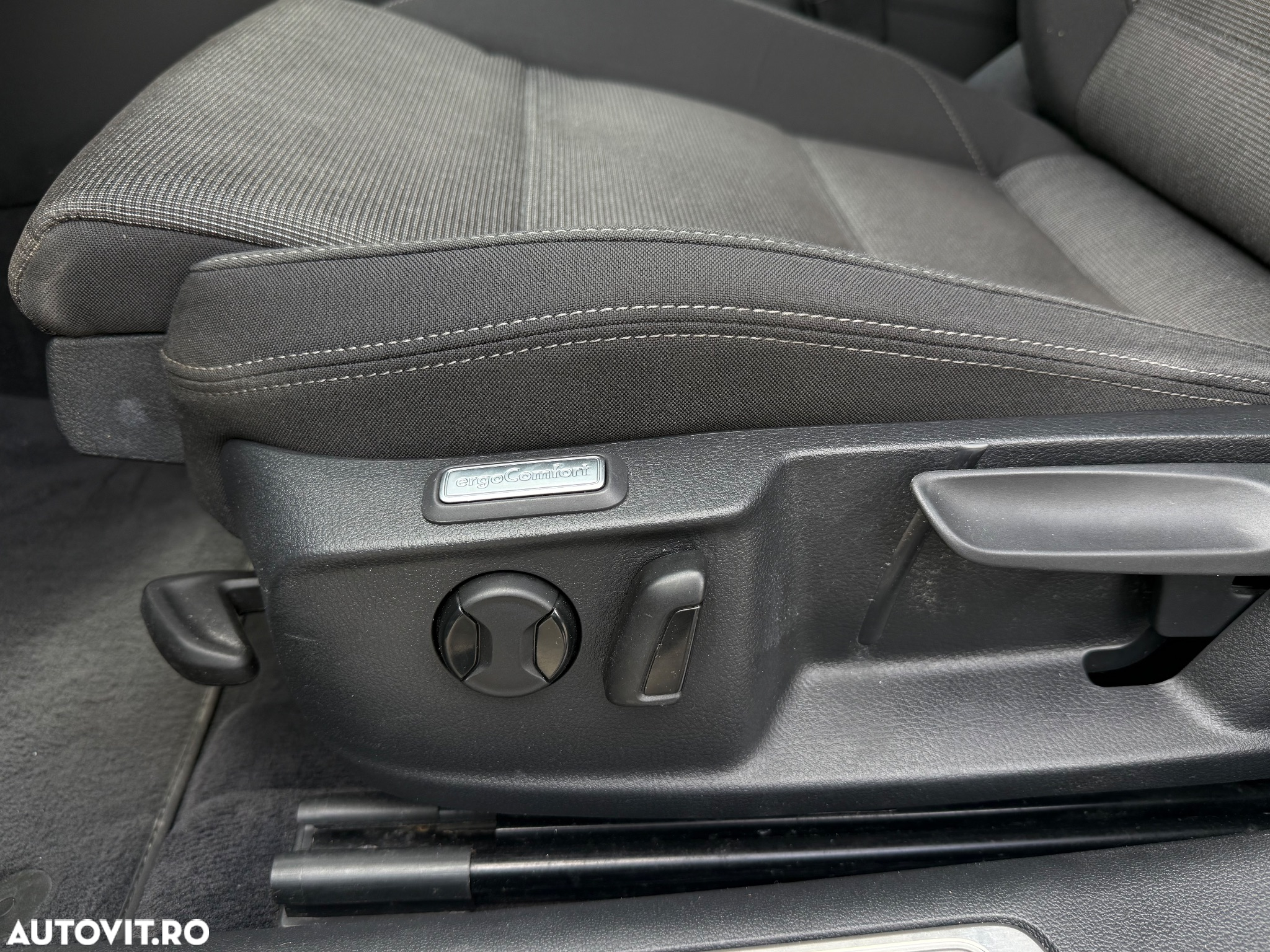 Volkswagen Passat 1.5 TSI OPF DSG Highline - 20